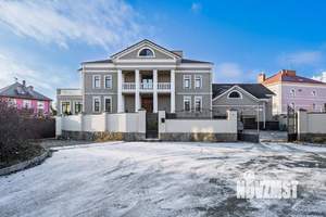 Коттедж 1200м², 3-этажный, участок 16 сот.  