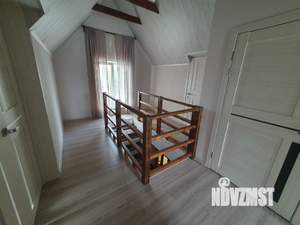 Коттедж 180м², 2-этажный, участок 6 сот.  