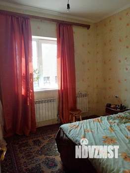 Дом 180м², 2-этажный, участок 10 сот.  