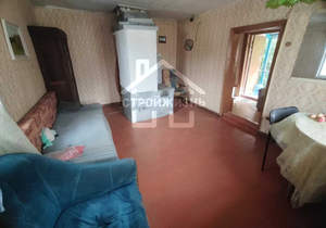 Дом 40м², 2-этажный, участок 6 сот.  