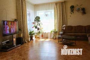 Коттедж 252м², 2-этажный, участок 10 сот.  