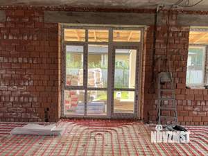 Коттедж 200м&sup2;, 2-этажный, участок 7 сот.  