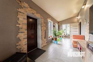 Коттедж 226м², 2-этажный, участок 8 сот.  