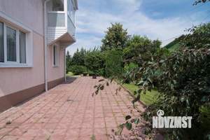 Коттедж 220м², 2-этажный, участок 25 сот.  
