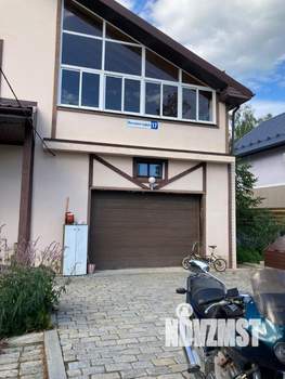 Коттедж 460м², 3-этажный, участок 14 сот.  