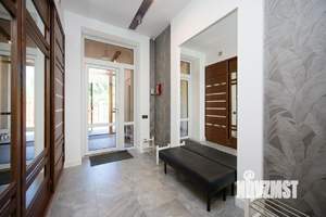 Коттедж 385м&sup2;, 2-этажный, участок 11 сот.  