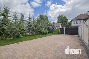 Таунхаус 250м², 3-этажный, участок 4 сот.  