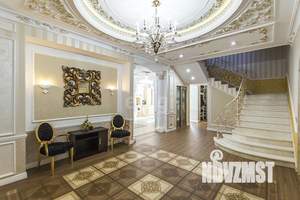 Дом 362м², 3-этажный, участок 10 сот.  