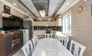 Дом 224м², 2-этажный, участок 10 сот.  