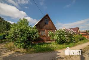 Дом 50м², 2-этажный, участок 6 сот.  