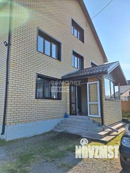 Дом 204м², 2-этажный, участок 20 сот.  