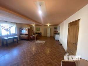 Дом 220м², 2-этажный, участок 10 сот.  