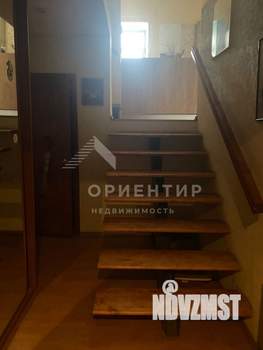 Дом 300м², 2-этажный, участок 12 сот.  