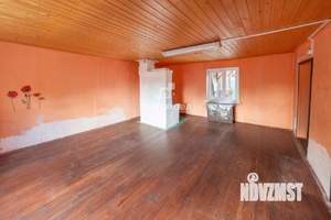 Дом 40м&sup2;, 2-этажный, участок 6 сот.  