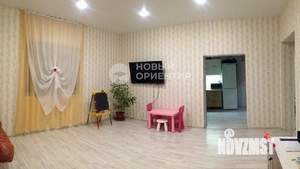 Дом 200м², 2-этажный, участок 7 сот.  