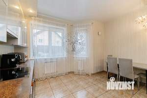 Таунхаус 150м&sup2;, 3-этажный, участок 2 сот.  