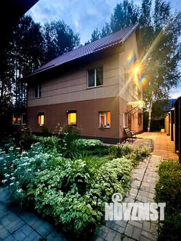 Коттедж 180м², 3-этажный, участок 30 сот.  
