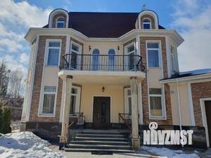 Коттедж 726м&sup2;, 3-этажный, участок 25 сот.  