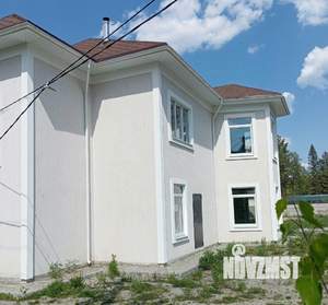 Дом 200м², 2-этажный, участок 8 сот.  