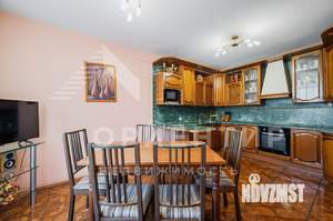 Таунхаус 251м², 4-этажный, участок 3 сот.  