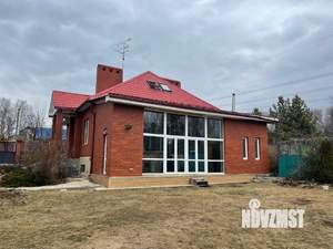 Коттедж 282м², 3-этажный, участок 10 сот.  