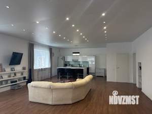 Коттедж 320м², 2-этажный, участок 9 сот.  