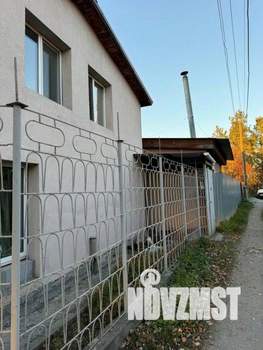 Коттедж 140м², 2-этажный, участок 5 сот.  