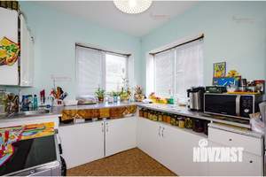 Коттедж 244м&sup2;, 2-этажный, участок 5 сот.  