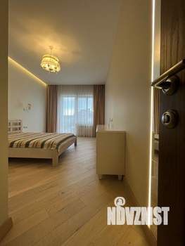 Таунхаус 240м², 3-этажный, участок 3 сот.  