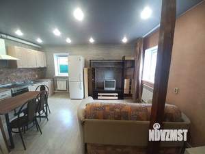 Дом 250м², 2-этажный, участок 6 сот.  