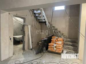 Коттедж 210м², 2-этажный, участок 8 сот.  
