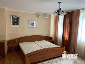 Коттедж 420м², 4-этажный, участок 10 сот.  