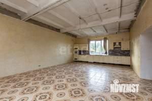 Дом 241м&sup2;, 3-этажный, участок 9 сот.  