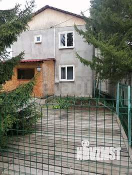 Дом 92м&sup2;, 2-этажный, участок 5 сот.  