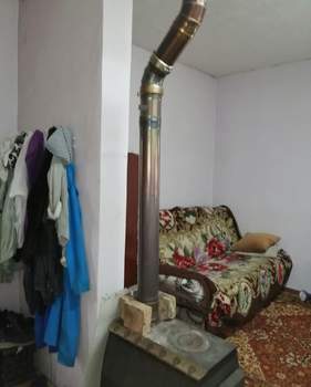 Дом 16м², 2-этажный, участок 6 сот.  