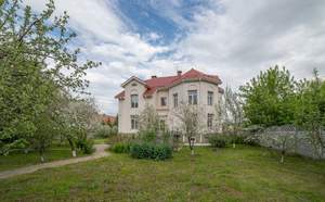 Дом 504м&sup2;, 2-этажный, участок 32 сот.  