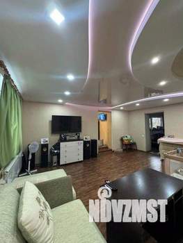 Коттедж 140м², 2-этажный, участок 5 сот.  