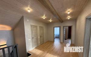 Коттедж 200м², 2-этажный, участок 9 сот.  