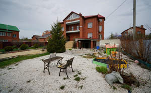 Дом 610м², 3-этажный, участок 10 сот.  