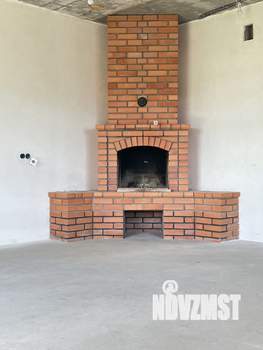 Дом 269м&sup2;, 2-этажный, участок 13 сот.  