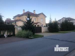 Коттедж 460м², 2-этажный, участок 25 сот.  