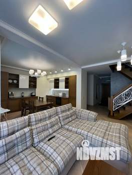 Таунхаус 240м², 3-этажный, участок 3 сот.  