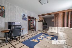 Дом 240м², 3-этажный, участок 12 сот.  