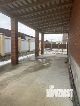 Коттедж 221м², 2-этажный, участок 14 сот.  