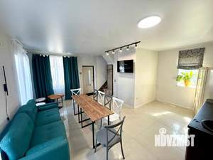 Дом 83м&sup2;, 2-этажный, участок 9 сот.  