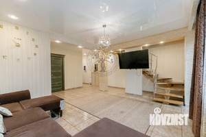 Таунхаус 150м&sup2;, 3-этажный, участок 2 сот.  