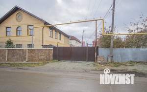 Таунхаус 230м&sup2;, 3-этажный, участок 4 сот.  