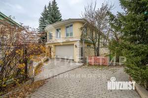 Коттедж 640м², 4-этажный, участок 12 сот.  