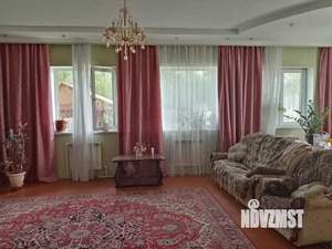 Дом 180м², 2-этажный, участок 10 сот.  
