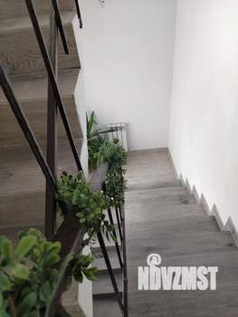 Дом 322м², 2-этажный, участок 8 сот.  